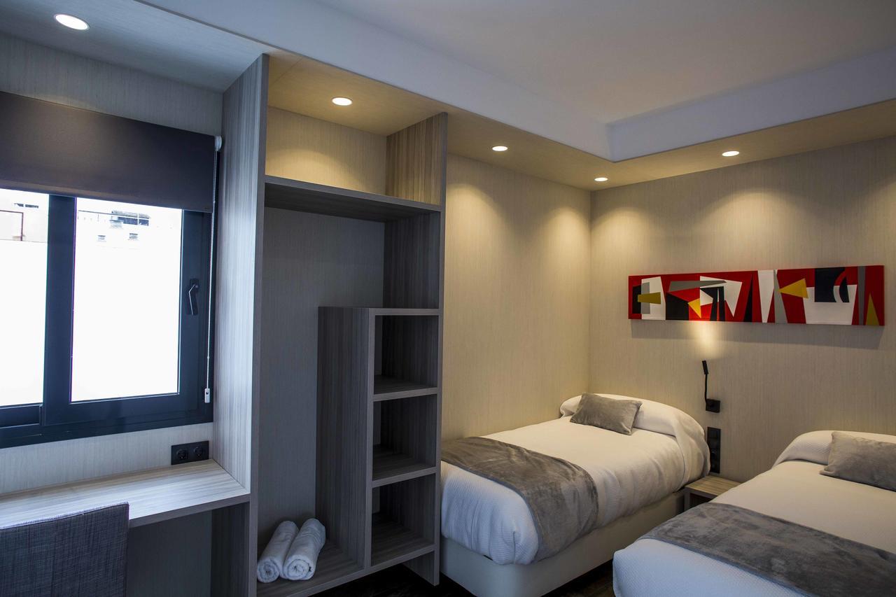 Hostal Sevilla Santa Justa - Adults Only Экстерьер фото
