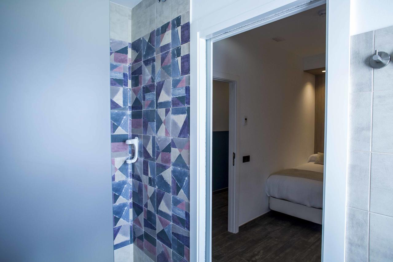 Hostal Sevilla Santa Justa - Adults Only Экстерьер фото